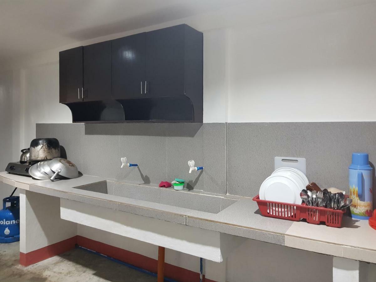 Sj Pabua Travellers Inn Mambajao Eksteriør bilde